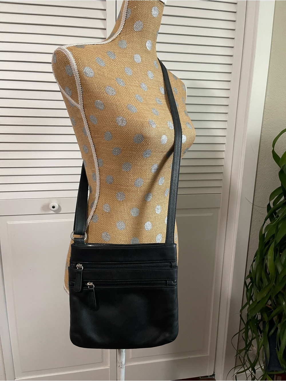 Osgoode Marley Brooke Triple Zip Black leather compact crossbody bag - Picture 3 of 11